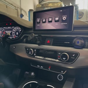 Prodotti e installazioni automotive ENG-Custom - Audi A4 2021-2023 CarPlay Android Auto Mirror Link