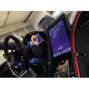 Prodotti e installazioni automotive ENG-Custom - Ferrari Roma Apple Carplay Android Auto Mirror Link